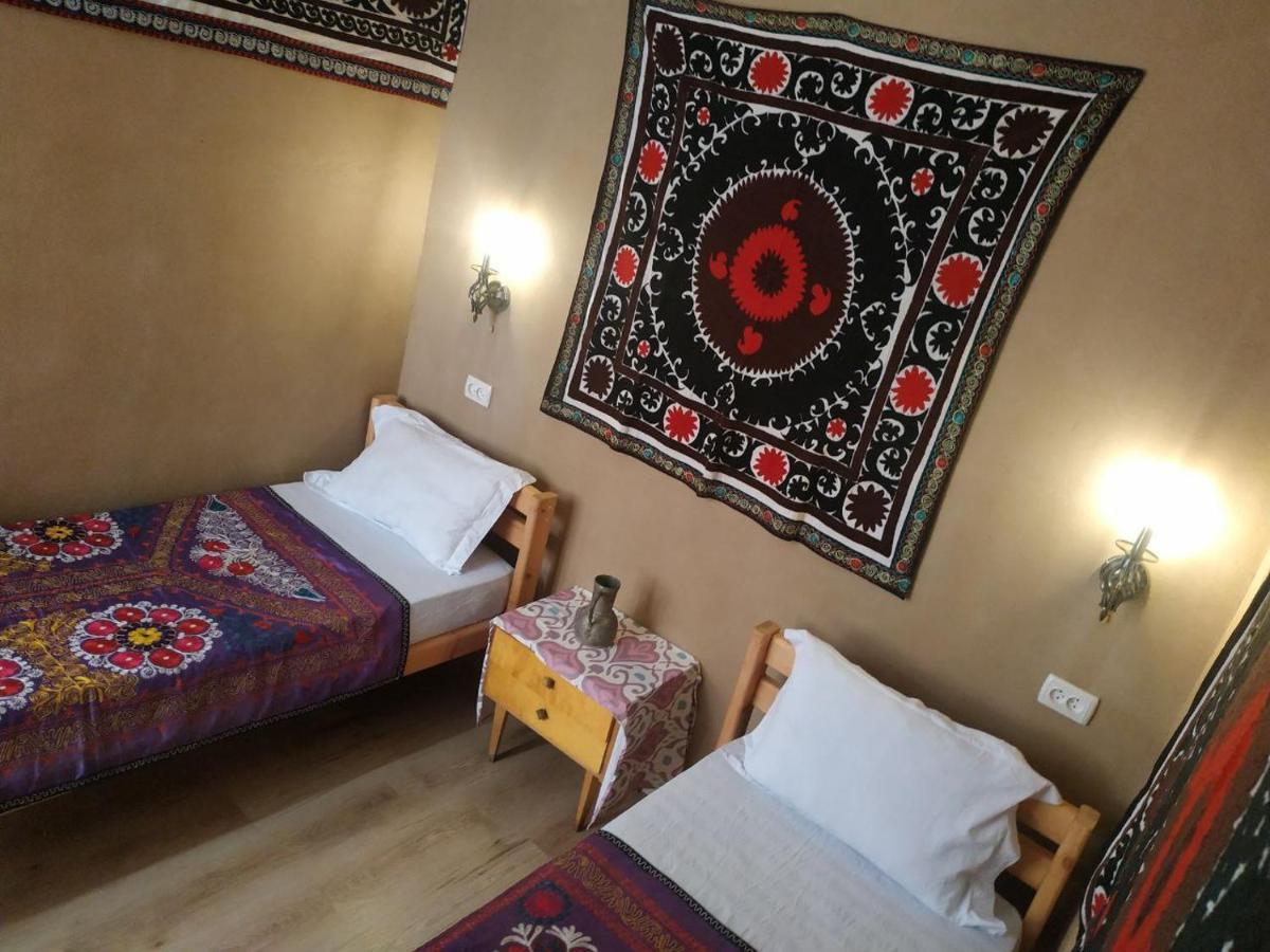 Azaliya Hostel サマルカンド エクステリア 写真