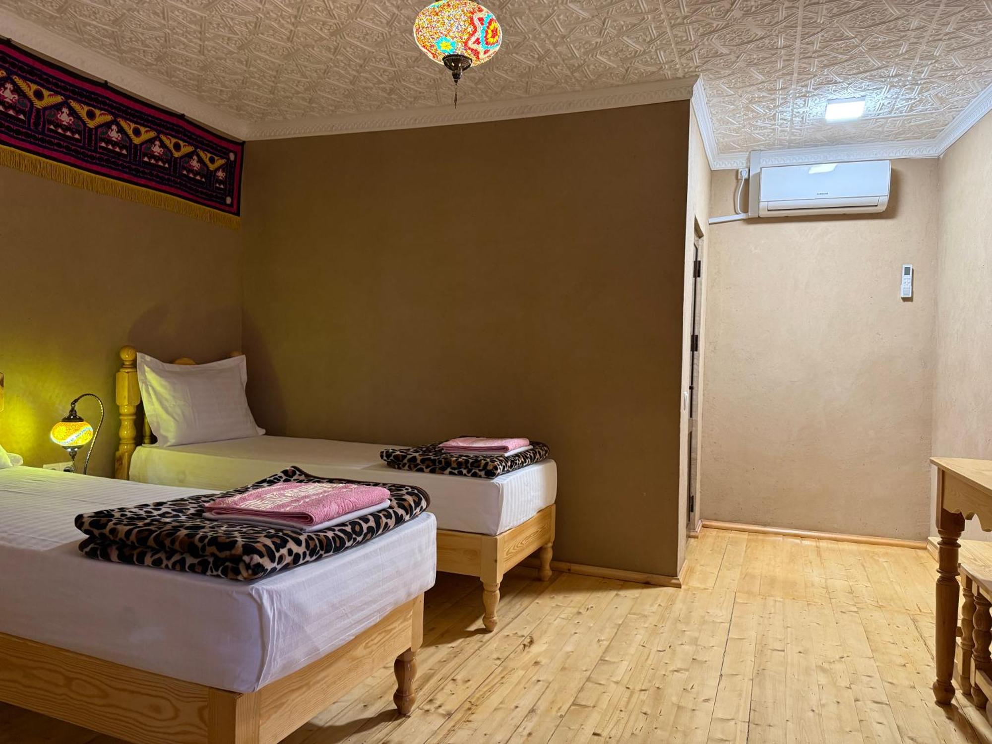 Azaliya Hostel サマルカンド エクステリア 写真
